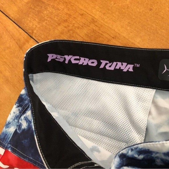 Psycho Tuna Board Shorts Men’s Size 30 USA Flag Tie-Dye 4-Way Stretch Surf Swim - Picture 7 of 10